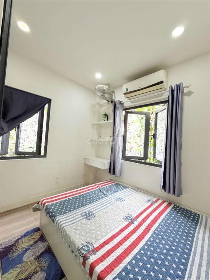 Bán nhà Lê Hồng Phong Q10, dtsd 37m2, hẻm ôtô