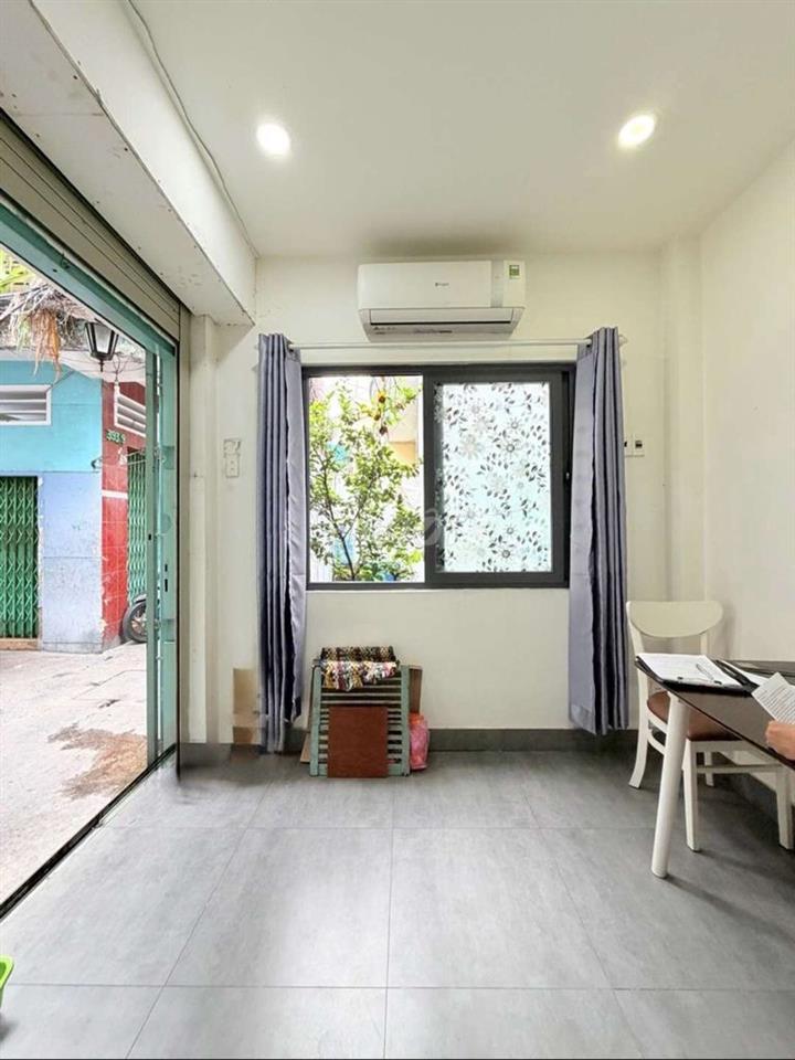Bán nhà Lê Hồng Phong Q10, dtsd 37m2, hẻm ôtô