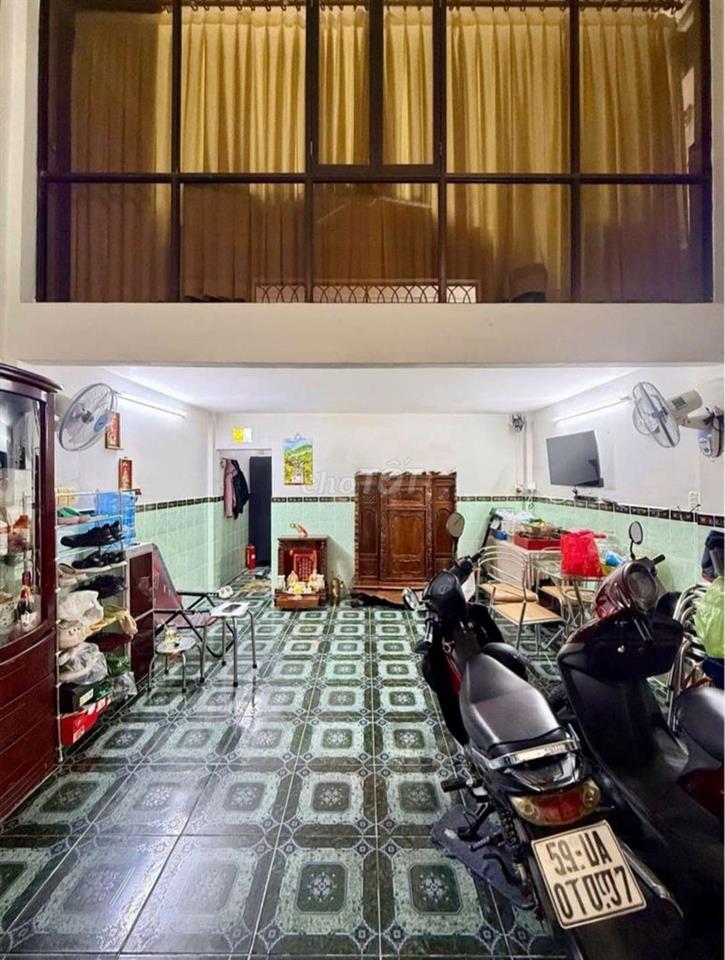 Bán nhà Sư Vạn  46m2,3pn, hẻm thông cách mt 20m.