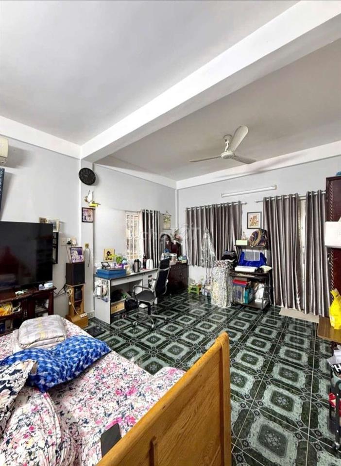 Bán nhà Sư Vạn  46m2,3pn, hẻm thông cách mt 20m.