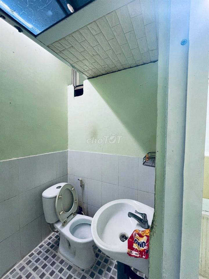 Cho thuê nhà nguyên căn, nhà trống, nội thất thương lượng