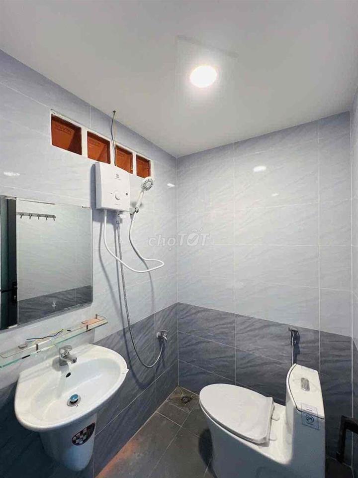 Cho Thuê Căn Hộ 1 Lầu 1 Trệt Full Nt Gần Lotte ,Rmit,Tdtu,Ufm