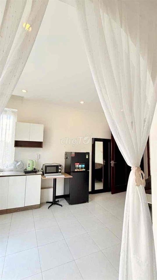 Cho Thuê Căn Hôn 1 Pn Ban Công Full Nt Gần Rmit,Tdtu,Ufm,Lotte