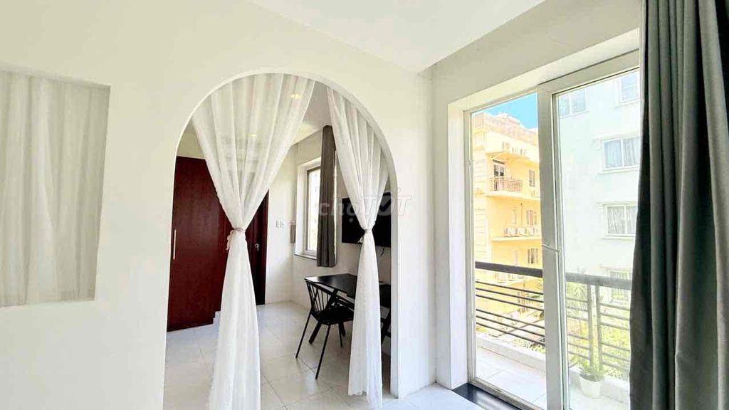 Cho Thuê Căn Hôn 1 Pn Ban Công Full Nt Gần Rmit,Tdtu,Ufm,Lotte