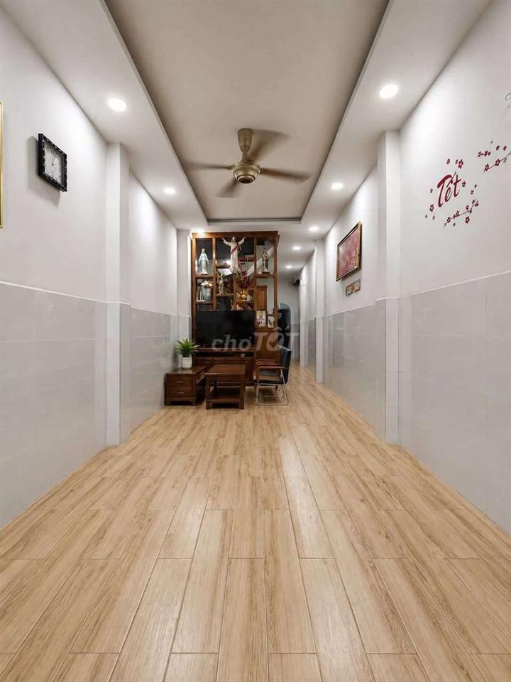hẻm Xe Hơi đậu cửa, hẻm thông 