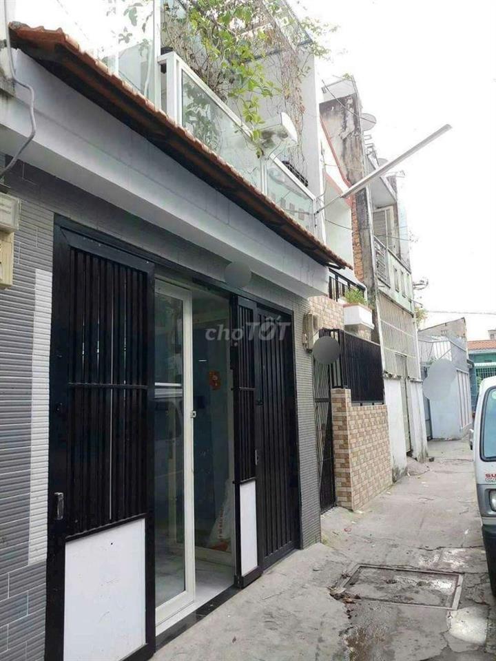 hẻm Xe Hơi đậu cửa 