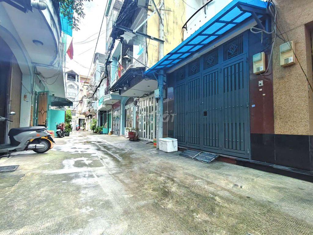 Phạm Văn Hai - HXH 6m 