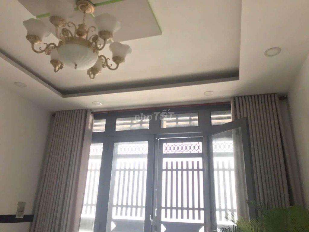 phạm Văn hai - 4 phòng 3 Tầng