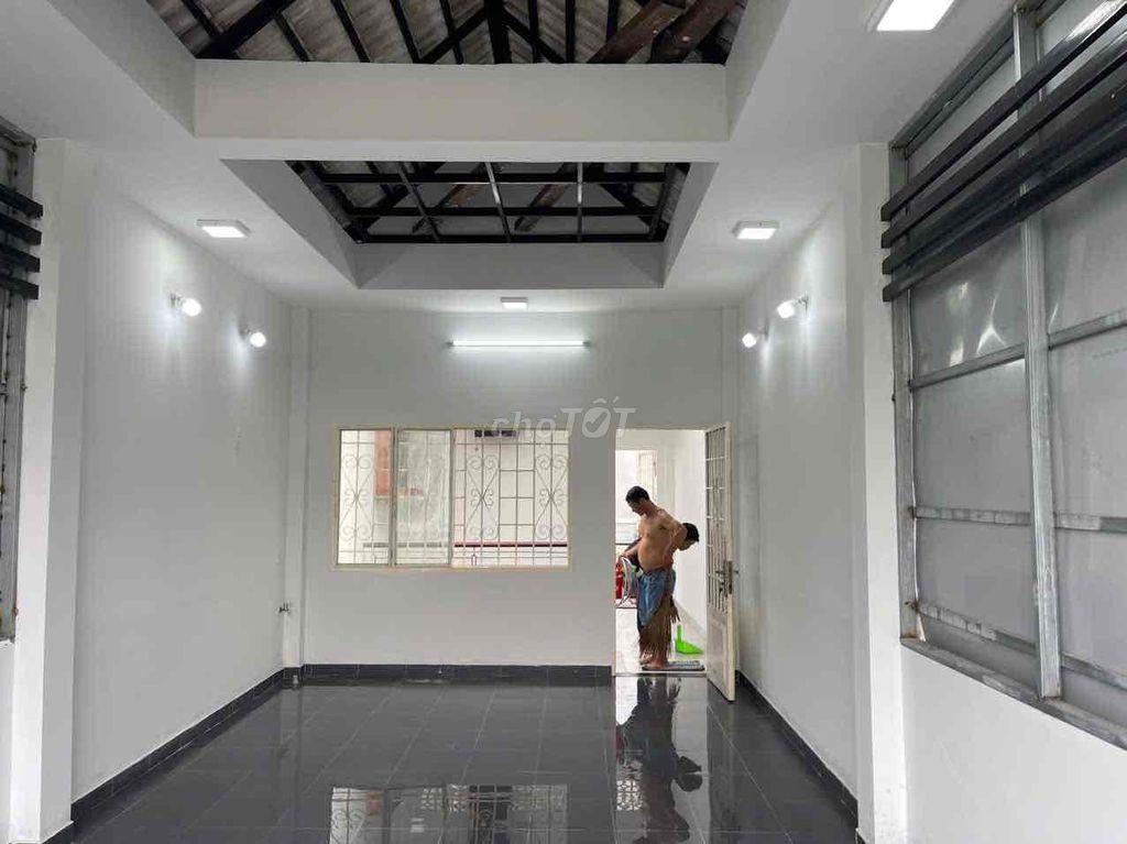 Cho thuê nhà mặt tiền khu bàn cờ quận tân phú