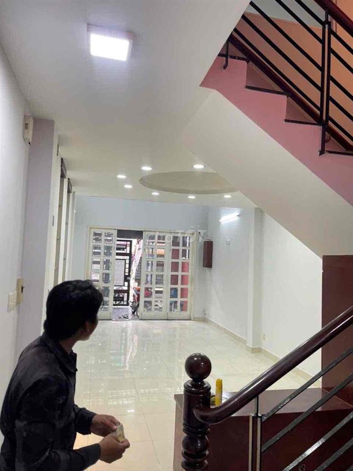 Cho thuê nhà mặt tiền khu bàn cờ quận tân phú