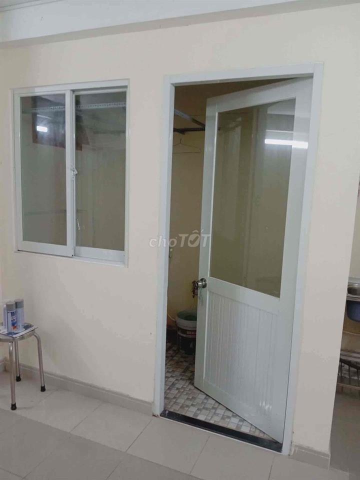 Cho thuê phòng trọ sạch đẹp giá rẻ Lê Trọng Tấn