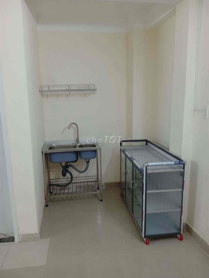 Cho thuê phòng trọ sạch đẹp giá rẻ Lê Trọng Tấn