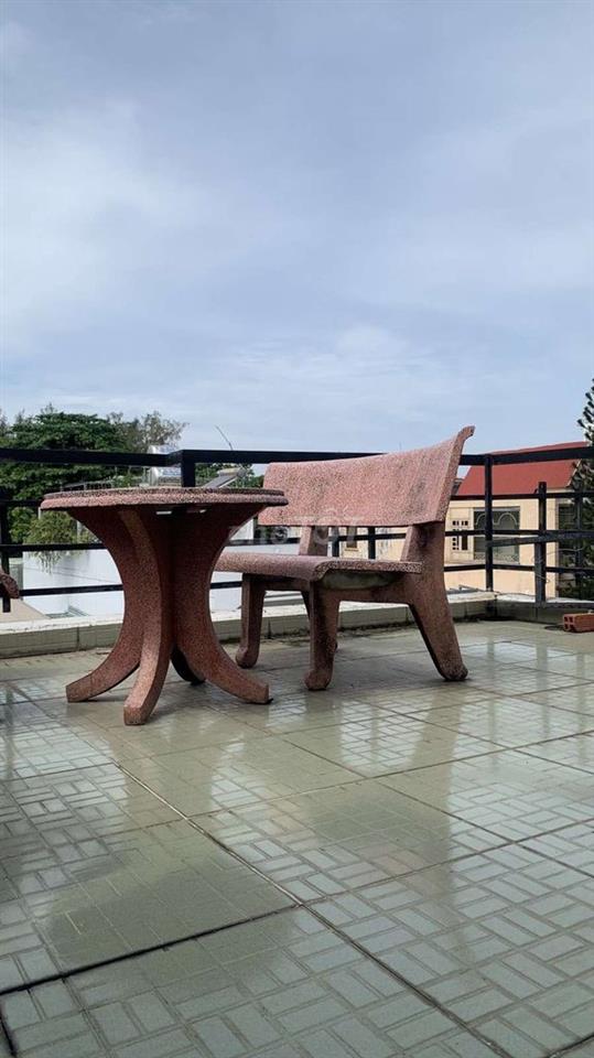 VIP -8 tỷ 500- nhà 3Tầng -Mặc Tiền NGÔ QUYỀN- HIỆP PHÚ . THỦ ĐỨC 