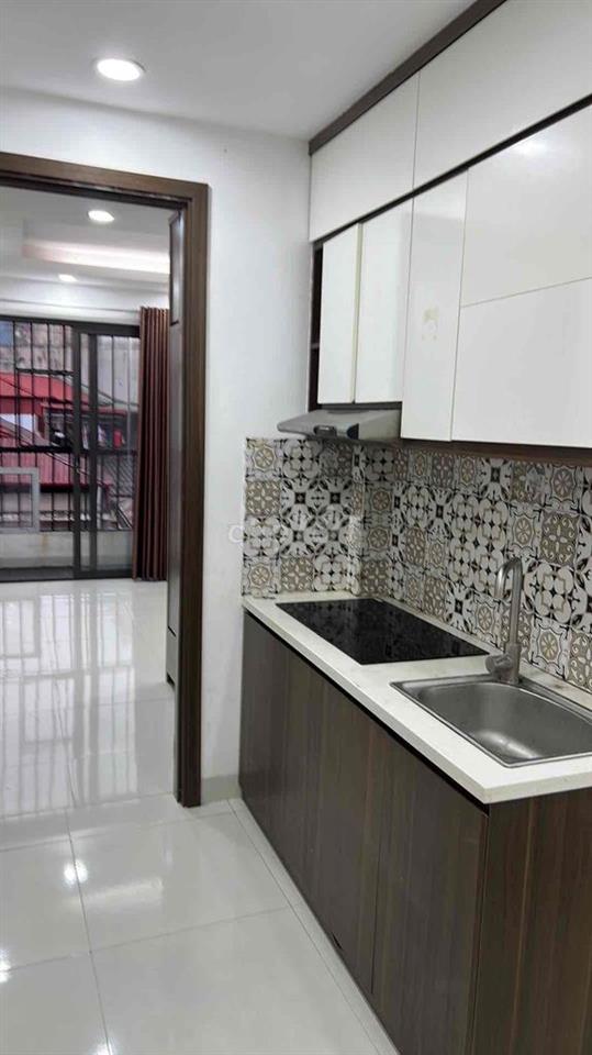 căn hộ ccmn phố lương khánh thiện 35m nội thất đầy đủ ban công thoáng