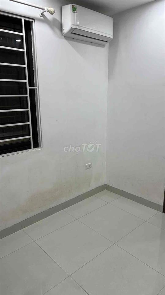 căn hộ ccmn phố lương khánh thiện 35m nội thất đầy đủ ban công thoáng