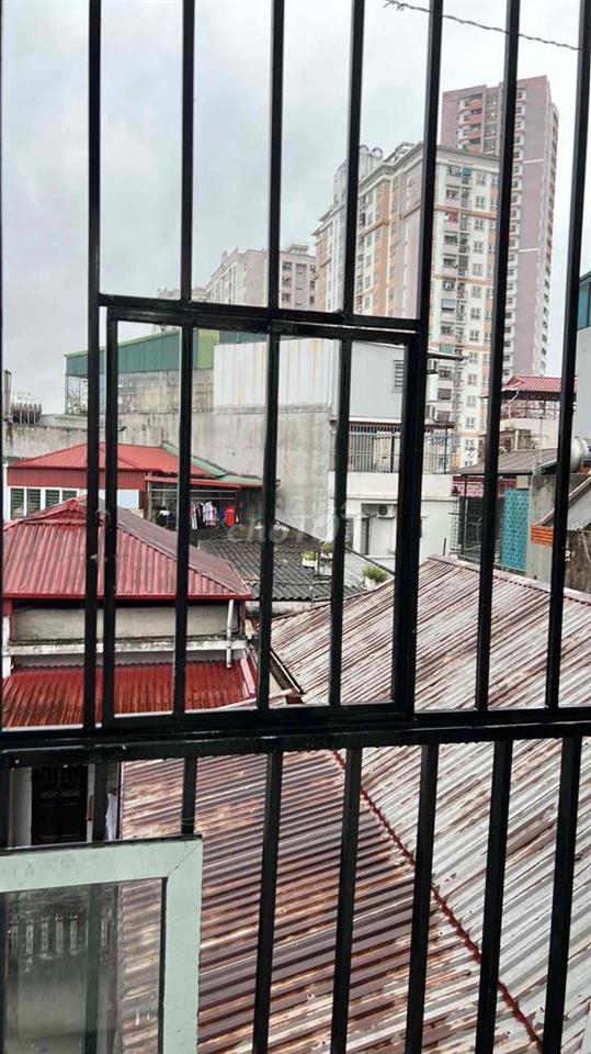 căn hộ ccmn phố lương khánh thiện 35m nội thất đầy đủ ban công thoáng