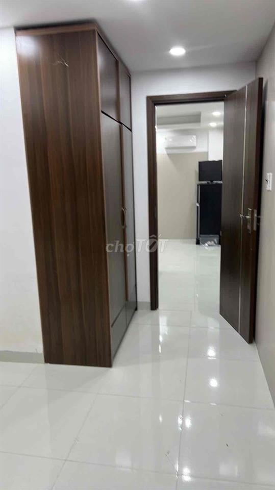căn hộ ccmn phố lương khánh thiện 35m nội thất đầy đủ ban công thoáng