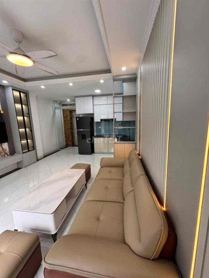 Cho thuê nhà nguyên căn có thang máy full nội thất