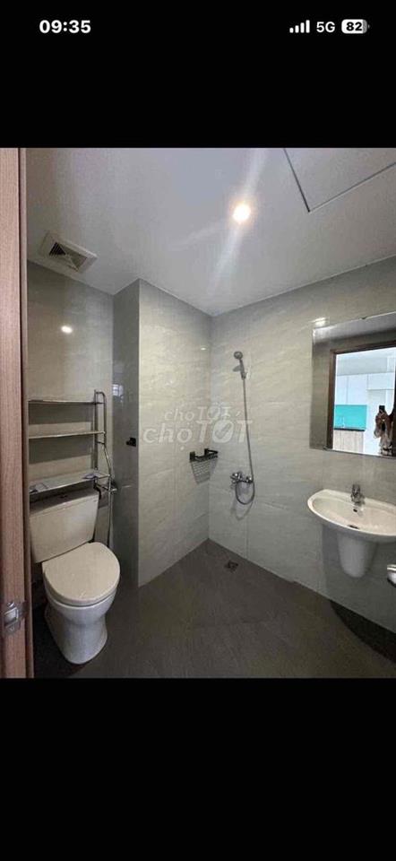 cần bán căn hộ studio Legacy Bình Dương
