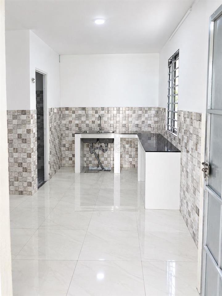 Hạ Giá 500Tr Bán Gấp Nhà 100m² Bình Chuẩn 17 Thuận An, Giá Chỉ 2.52 Tỷ