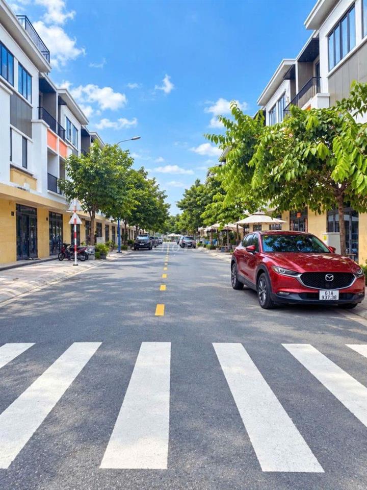 Giá ngộp: Nhà Phố Thuận An chỉ 2,75 Tỷ Full Giá - Đường Thông Rộng 13m