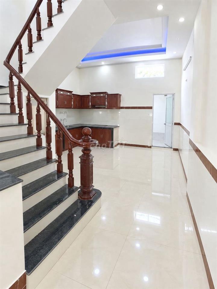 Ra Gấp Nhà Phố Ngay VSIP 1 An Phú 100m2 Đất 5x20 Giảm 400Tr Còn 3.42Tỷ