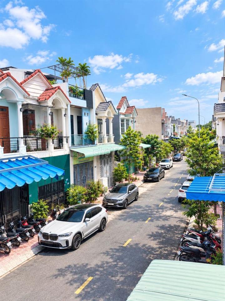 Nhà Phú Hùng Thịnh - Thuận An Giảm Sâu 500Tr Còn Giá Đầu Tư Chỉ 3.32Tỷ