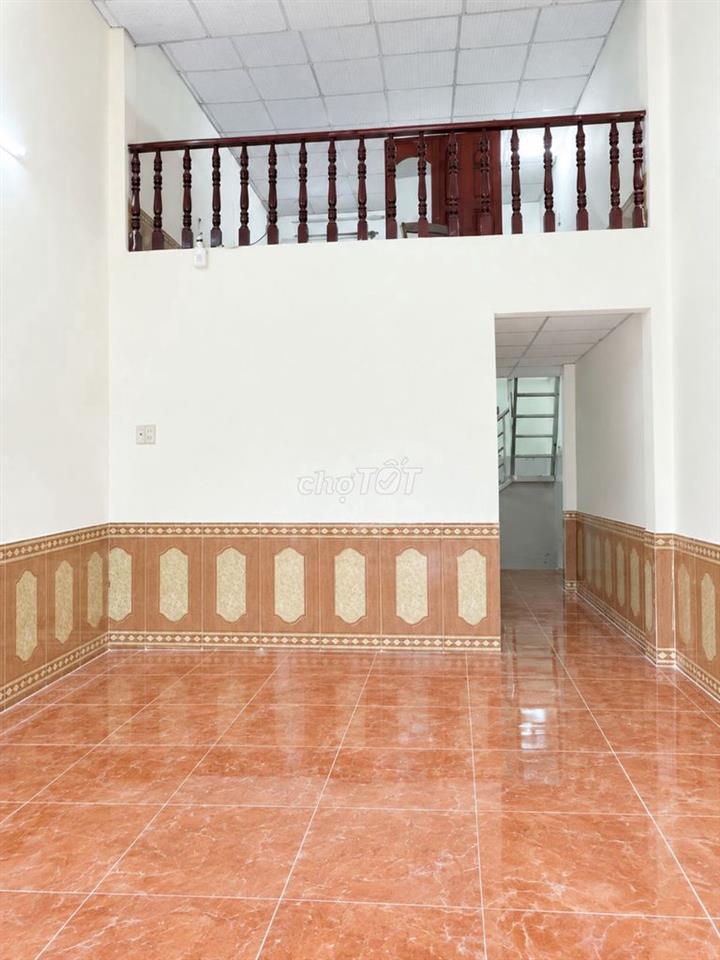 Nhà có sổ chung cầm tay thổ cư ngay Lê Thị Trung Thuận An chỉ 920tr