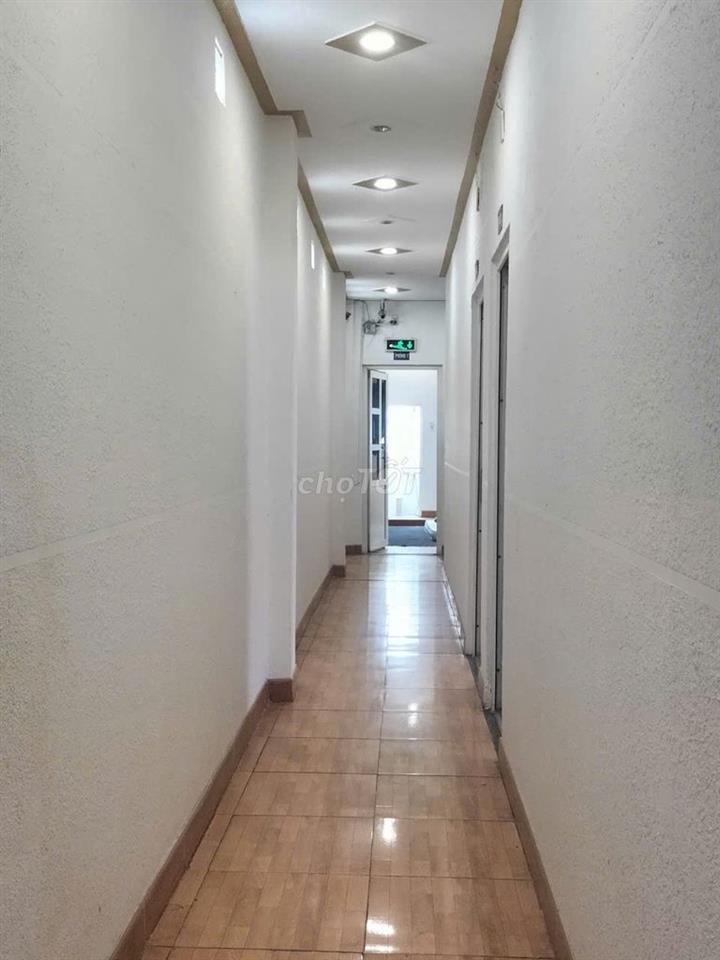 Khách sạn 10 Phòng ngay ngã 6 An Phú 25 - 30m2/phòng thuê 15tr/tháng