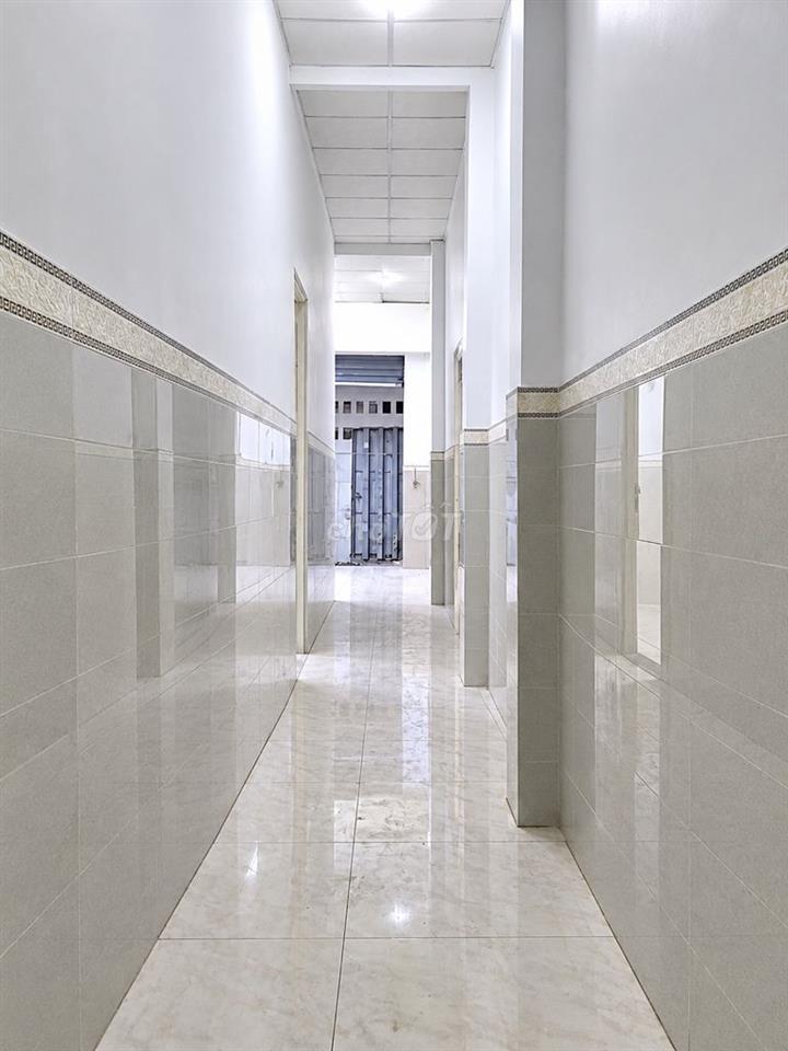 Cho thuê Mặt Bằng Kinh Doanh Lê Thị Trung 225m² (5x45m) 3PN, giá 15tr