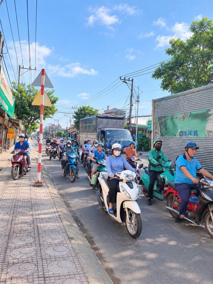 Cho thuê Mặt Bằng Kinh Doanh Lê Thị Trung 225m² (5x45m) 3PN, giá 15tr