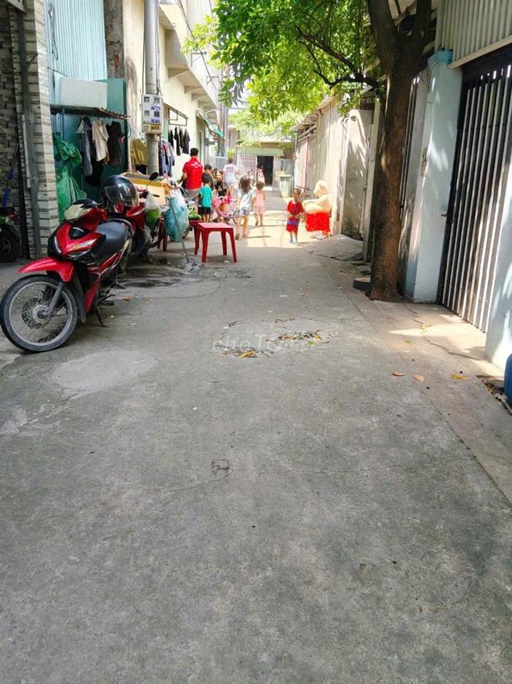 NHÀ Ở 1 TRỆT 1 LẦU, SỔ HỒNG ĐẦY ĐỦ - CHÍNH CHỦ