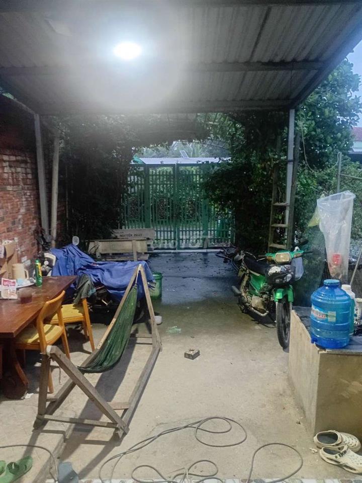 Bán nhà cấp 4,4×20