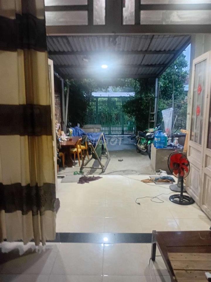 Bán nhà cấp 4,4×20