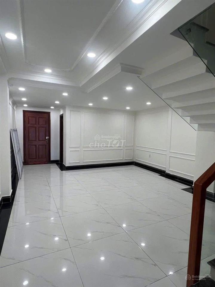 Cho thuê nhà 1 trệt 3 lầu Mặt tiền kinh doanh Khu ĐR Phúc Đạt 7PN-5WC