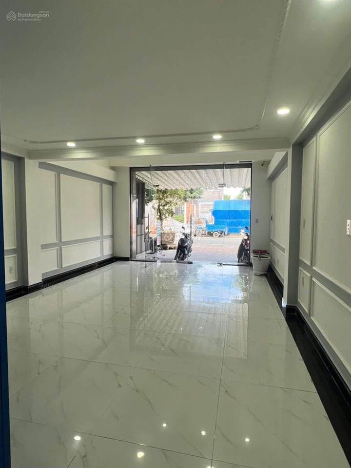 Cho thuê nhà 1 trệt 3 lầu Mặt tiền kinh doanh Khu ĐR Phúc Đạt 7PN-5WC