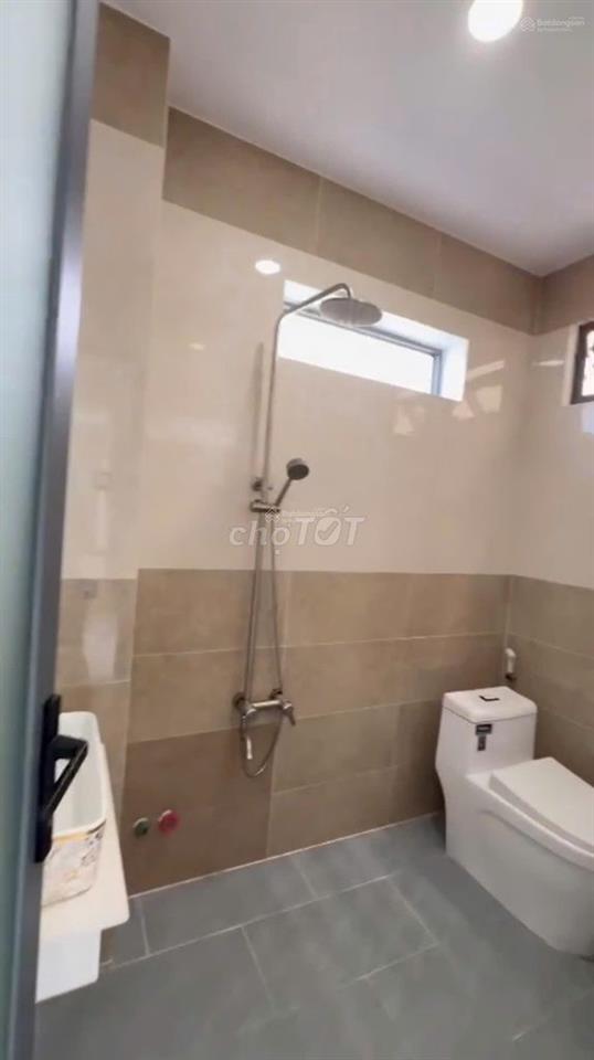 Cho thuê Nhà mới 1 trệt 1 Lầu,3PN, 100m2 tại Phú Mỹ, Thủ Dầu Một, 9 tr