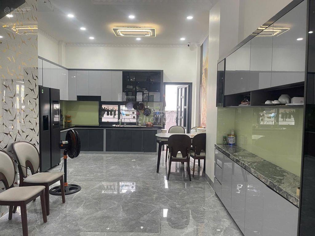 Cho thuê nhà 1 trệt 2 lầu Phường Phú Hoà 4PN-4WC Đầy Đủ Nội Thất