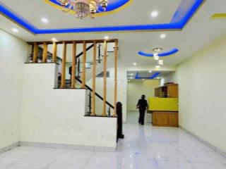 Cho thuê nhà mặt tiền gần vòng xoay Hiệp Thành 3, Thủ Dầu Một
