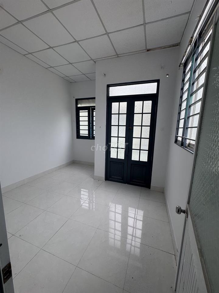 Kẹt tiền bán nhà chính chủ