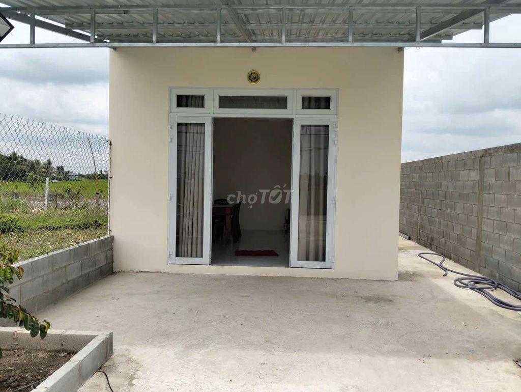CHÍNH CỦ CẦN TIỀN BÁN GẤP