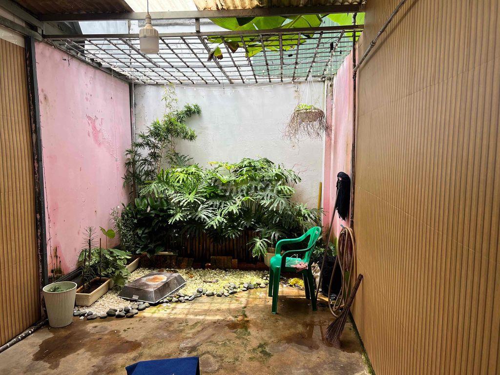 nhà mặt tiền nở hậu chữ T mỗi bên 5m