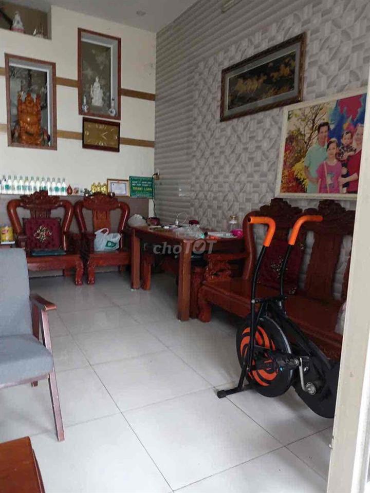bán nhà 5mx28 và kho 5mx28