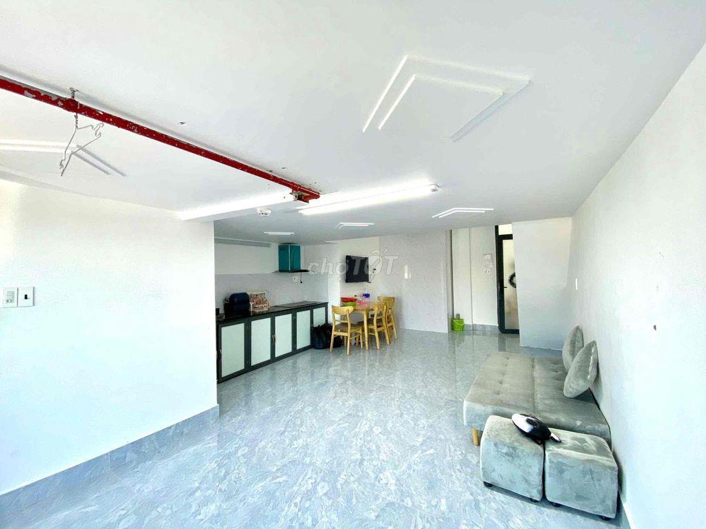 CHO THUÊ CĂN HỘ DUPLEX 2 PHÒNG NGỦ BAN CÔNG GIÁ 5,5 TRIỆU/THÁNG ĐƯỜNG