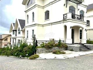 CHO THUÊ VILLA 10 PHÒNG NGỦ CÓ SÂN RỘNG ĐƯỜNG MĂNG LIN GIÁ 30 TRIỆU/TH