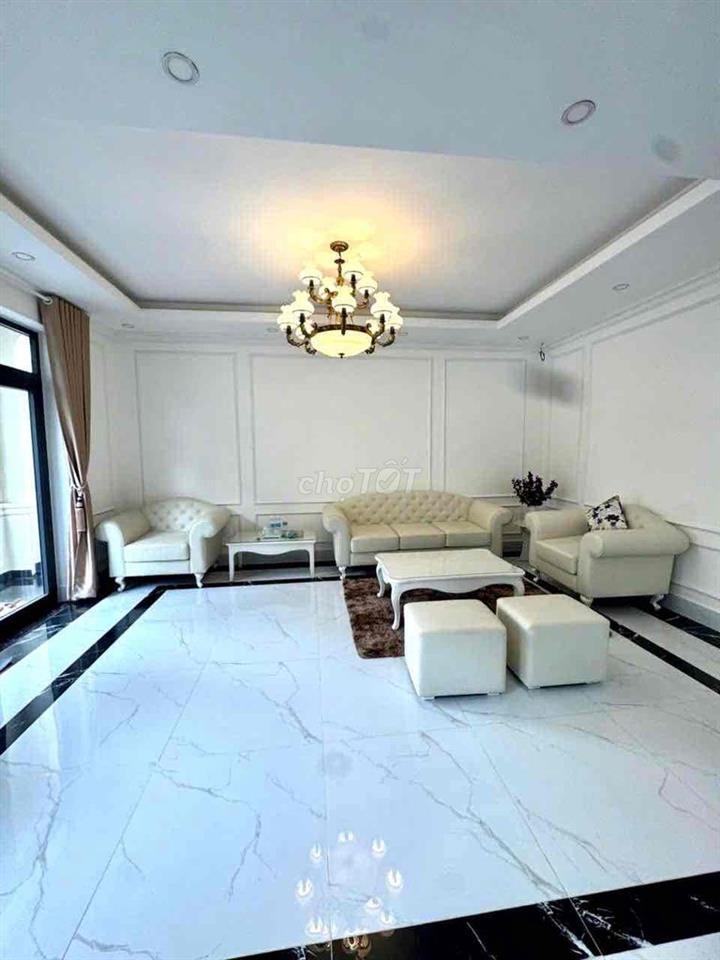 CHO THUÊ VILLA 10 PHÒNG NGỦ CÓ SÂN RỘNG ĐƯỜNG MĂNG LIN GIÁ 30 TRIỆU/TH