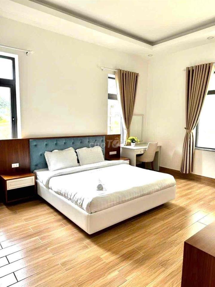 CHO THUÊ VILLA 10 PHÒNG NGỦ CÓ SÂN RỘNG ĐƯỜNG MĂNG LIN GIÁ 30 TRIỆU/TH