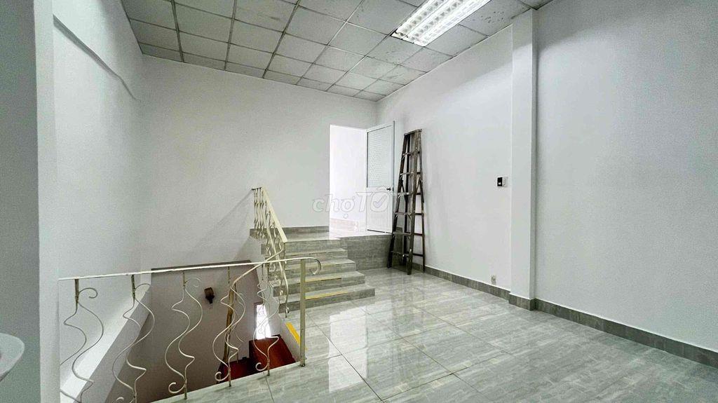 BÁN GẤP NHÀ KQH HOÀNG DIỆU PHƯỜNG CAM LY ĐÀ LẠT CHỈ 5,4 TỶ