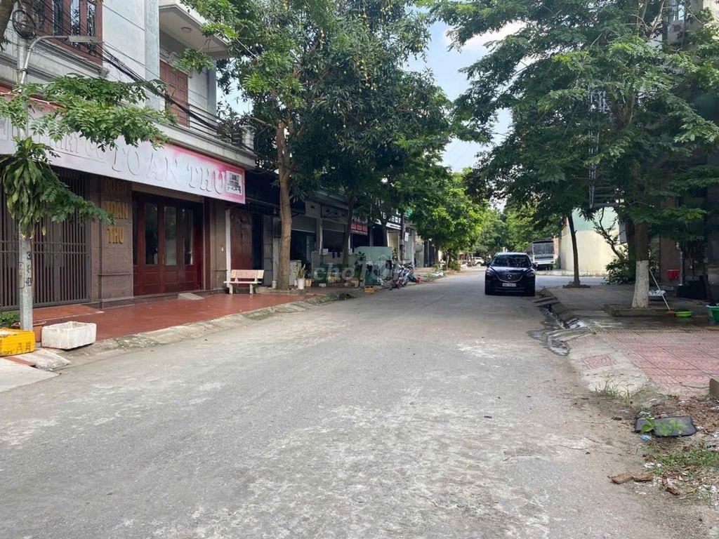 NHÀ ĐẸP MẶT PHỐ ĐỒNG NGUYÊN - MẶT TIỀN 5,5M