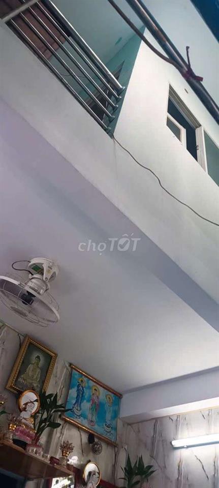 cần bán nhà Q3